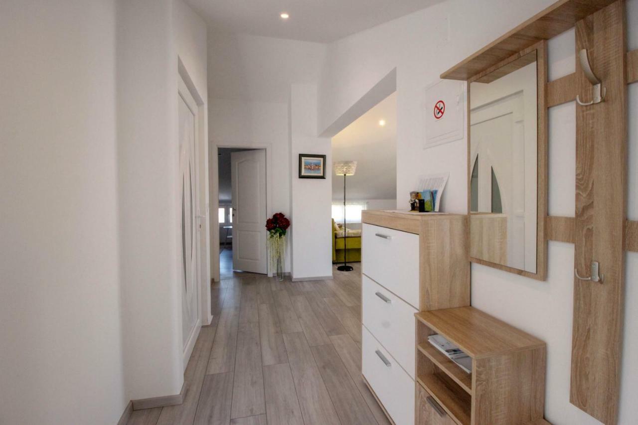 Studio Apartman Sky Ρόβινι Εξωτερικό φωτογραφία